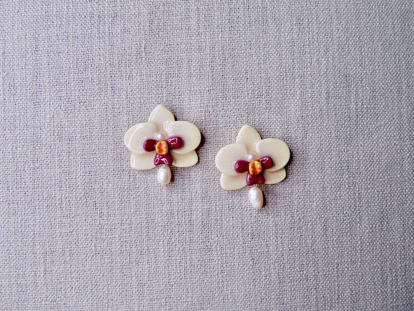 Vanilla orchid flower