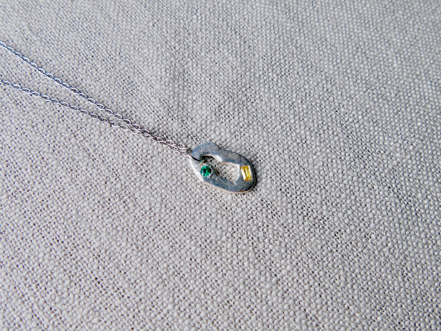 Yellow & blue shape necklace