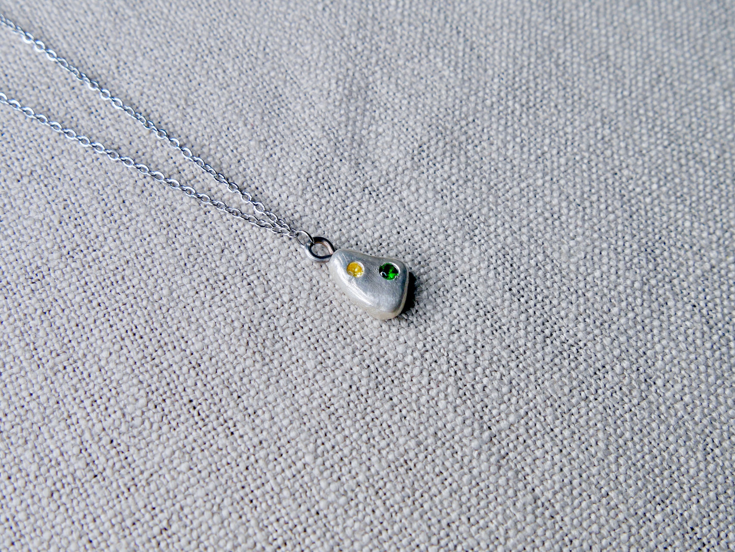 Yellow & green stone necklace