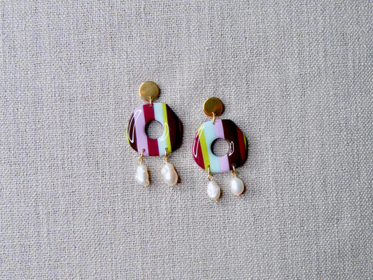 Stripes and pearls